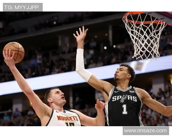 2015年3月13日骑士与马刺精彩对决全场比赛录像回顾与分析